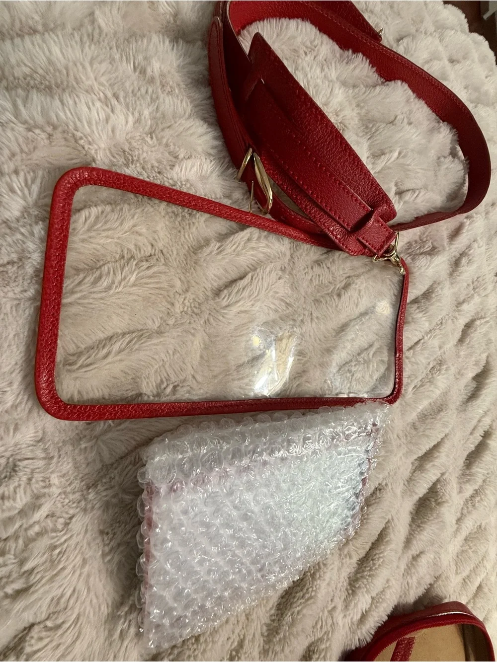 VINTAGE GUCCI RED LEATHER BAMBOO HANDLE VANITY / TRAIN CASE BAG